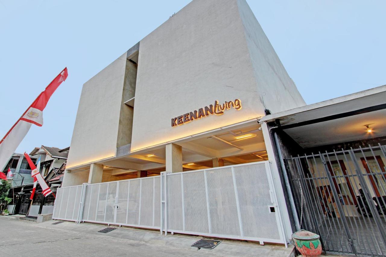 Super Oyo Capital O 92987 Keenan Living Perumnas Maguwo Exterior foto